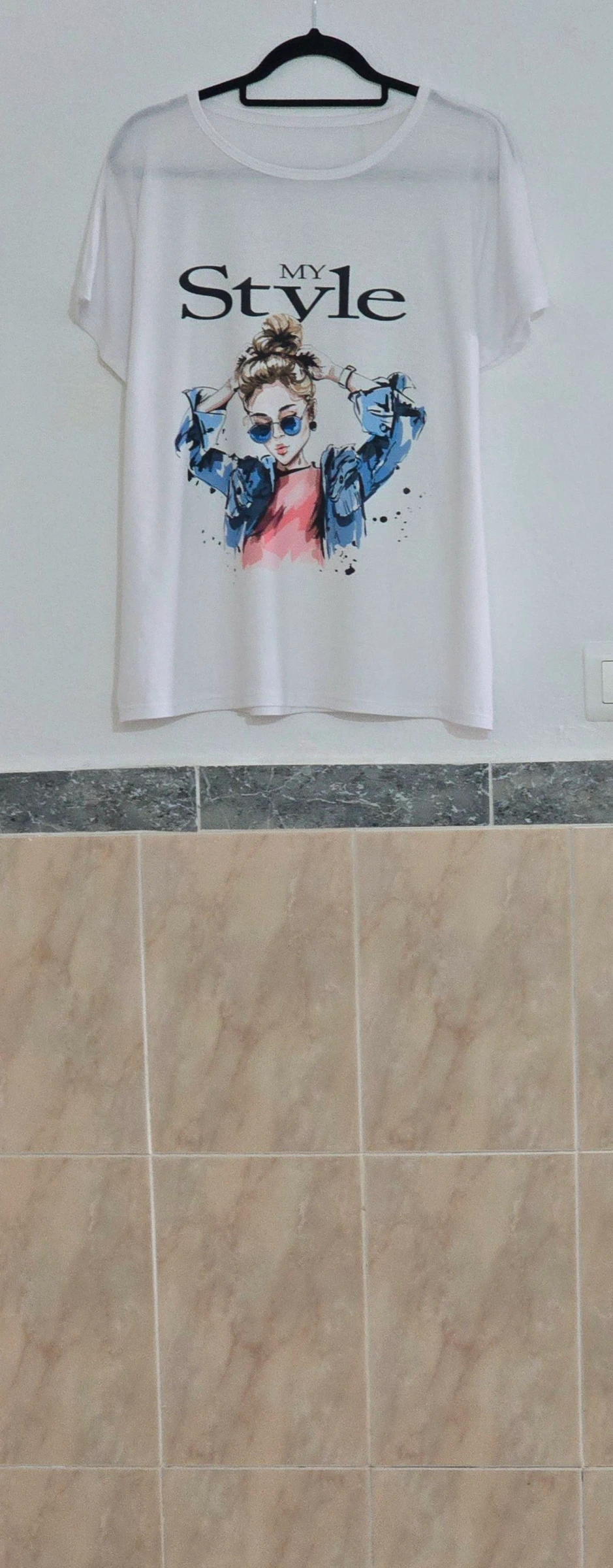 Camiseta blanca de manga corta "My Style" – photo 4